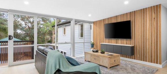 6 bedrooms House in Eltham, Australia No. 245 7