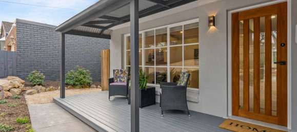 6 bedrooms House in Eltham, Australia No. 245 24