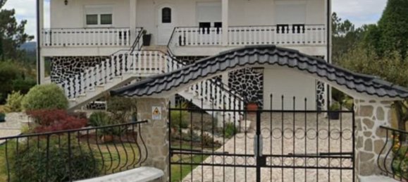 Дом с 6 спальнями в Фрагозу, Португалия № 132279 2