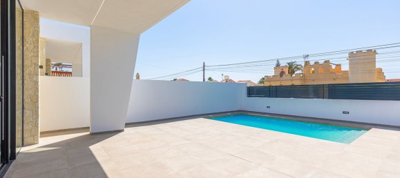 3 bedrooms Villa in Torrevieja, Spain No. 16773 12