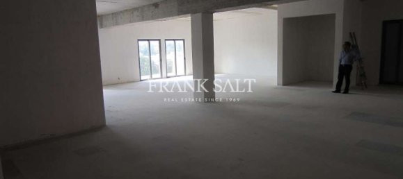 Escritório em Marsa, Malta 260 m² N.º 12922 8