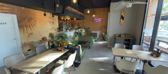 290 m² propiedad comercial en venta en Benidorm, Alicante, Comunidad Valenciana, Spain № 364993 10
