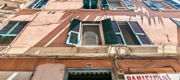 2 Schlafzimmer Wohnung in Genoa, Italy, Nr. 353037 10