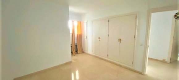3 bedrooms Apartment in Marbella, Spain No. 149078 24