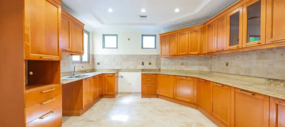 4 dormitorios villa en venta en Palm Jumeirah, Dubai, UAE № 108297 6