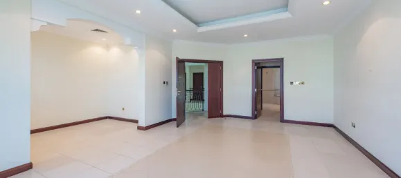 4 dormitorios villa en venta en Palm Jumeirah, Dubai, UAE № 108297 8