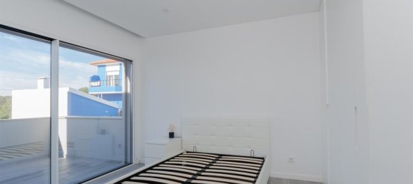 3 bedrooms Villa in Cascais, Portugal No. 115935 28