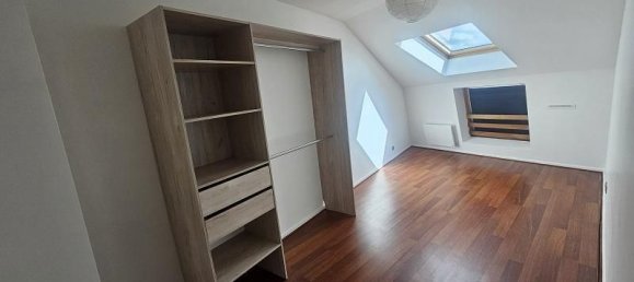 Dúplex de 2 dormitorios en Lille, France No. 325507 5