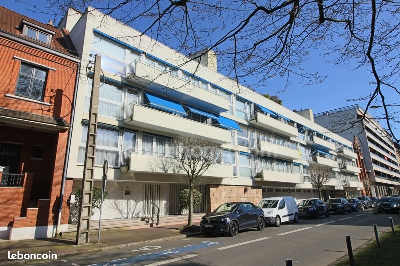 Apartamento de 3 dormitorios en Marcq-en-Baroeul, France No. 219164