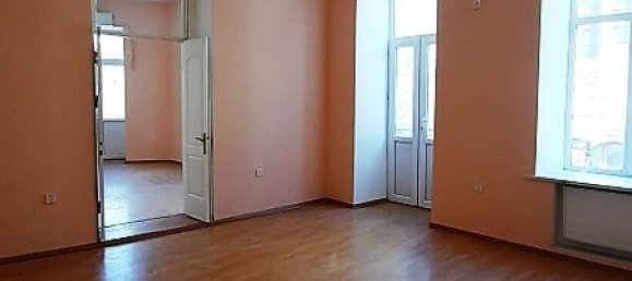 Oficina de 9 habitaciónes en Baku, Azerbaijan No. 1011 23