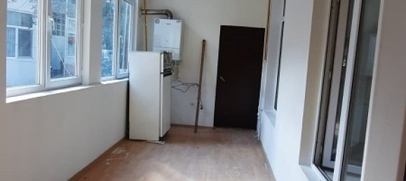 Oficina de 9 habitaciónes en Baku, Azerbaijan No. 1011 31