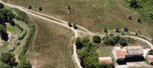 93260m² Land in Ripatransone, Italy No. 335360 18
