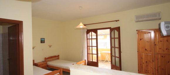 350m² Townhouse in Chalkidiki, Greece No. 8134 11