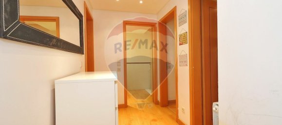 3 bedrooms Apartment in Lisbon, Portugal No. 52340 6