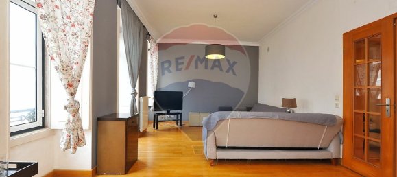 3 bedrooms Apartment in Lisbon, Portugal No. 52340 8