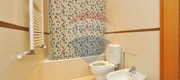 3 bedrooms Apartment in Lisbon, Portugal No. 52340 20