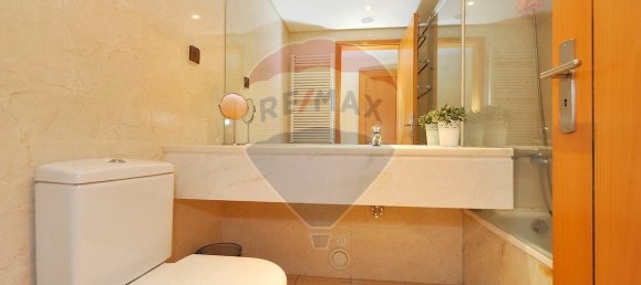 3 bedrooms Apartment in Lisbon, Portugal No. 52340 17