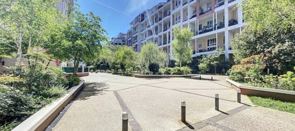 Dúplex de 3 dormitorios en Courbevoie, France No. 128918 16