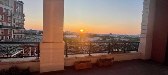 Dúplex de 3 dormitorios en Courbevoie, France No. 128918 4