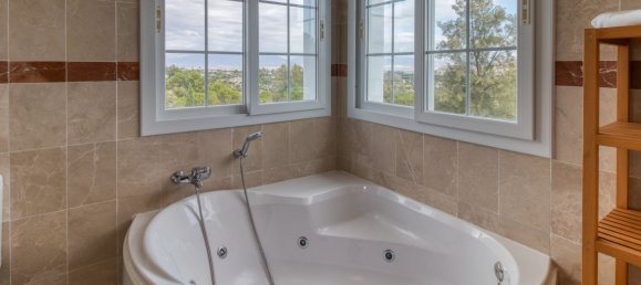 4 bedrooms House in Alhaurin de la Torre, Spain No. 136025 16