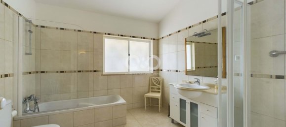 4 bedrooms House in Luz, Portugal No. 138938 20