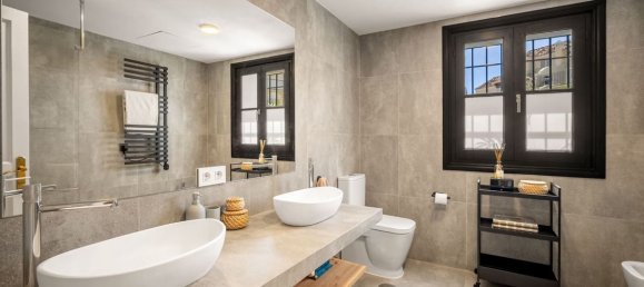 4 Schlafzimmer Stadthaus in Marbella, Spain, Nr. 182688 33