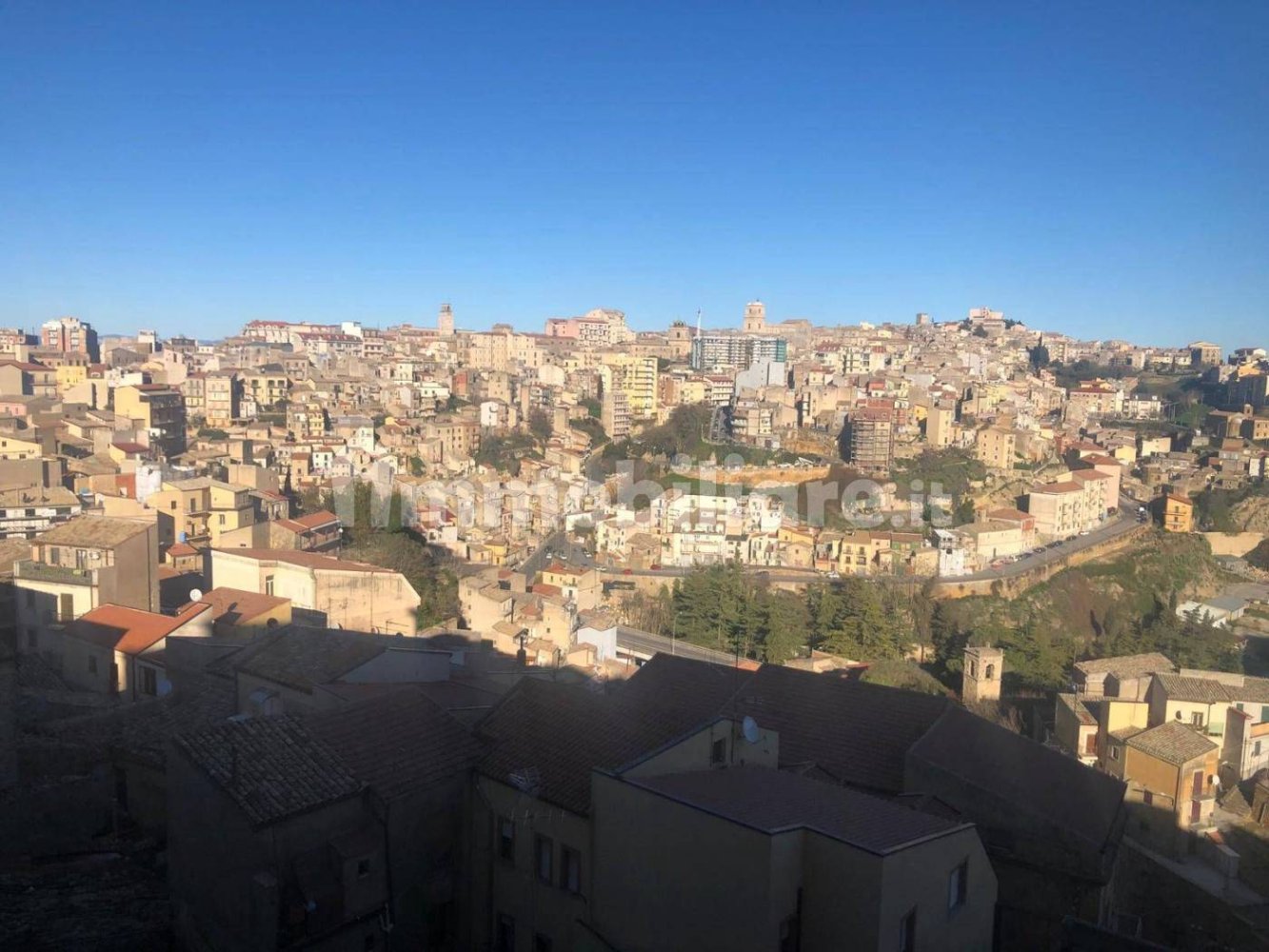 4 Schlafzimmer Wohnung in Enna, Italy, Nr. 351527