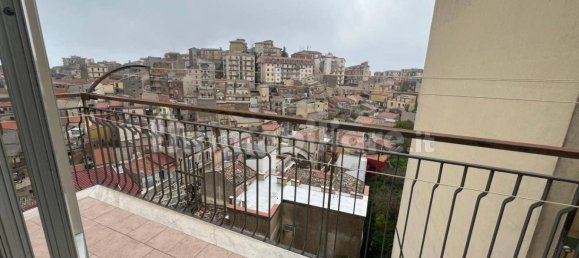 4 Schlafzimmer Wohnung in Enna, Italy, Nr. 351527 14