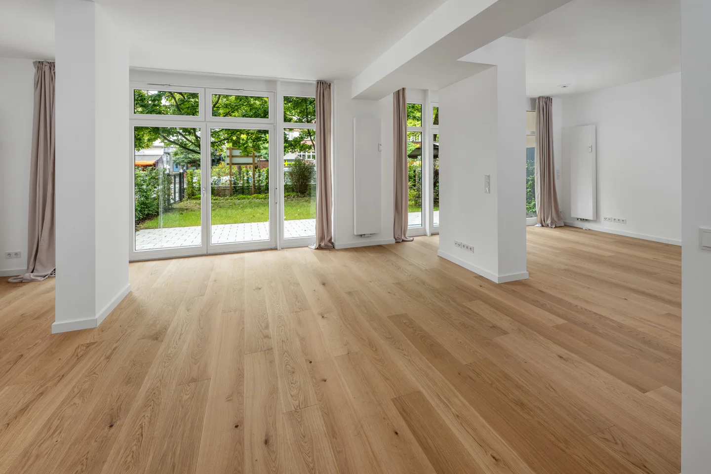 5 bedrooms Duplex in Hamburg-Nord, Germany No. 289061