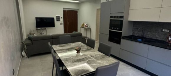 2 bedrooms Apartment in Guidonia Montecelio, Italy No. 304711 4