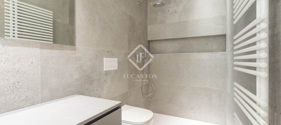 2 Schlafzimmer Wohnung in Ciutat Vella, Spain, Nr. 33970 36