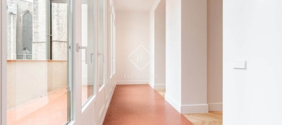 2 Schlafzimmer Wohnung in Ciutat Vella, Spain, Nr. 33970 21