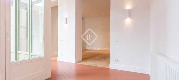 2 Schlafzimmer Wohnung in Ciutat Vella, Spain, Nr. 33970 19