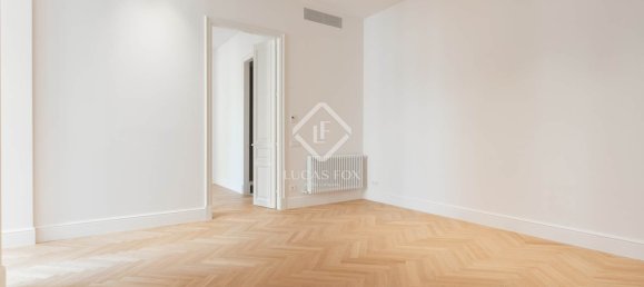 2 Schlafzimmer Wohnung in Ciutat Vella, Spain, Nr. 33970 13