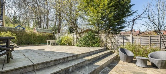 4 bedrooms House in Coulsdon, United Kingdom No. 12245 17