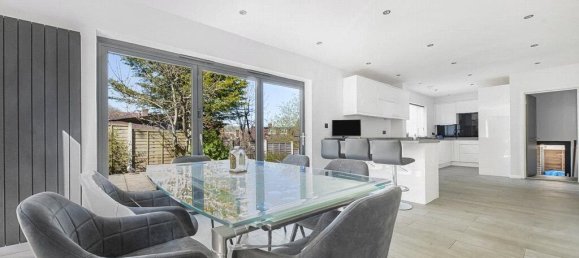 4 bedrooms House in Coulsdon, United Kingdom No. 12245 2