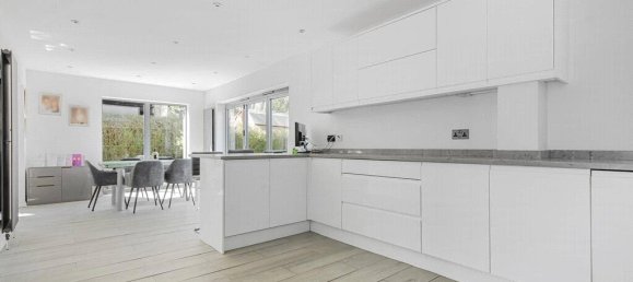 4 bedrooms House in Coulsdon, United Kingdom No. 12245 28