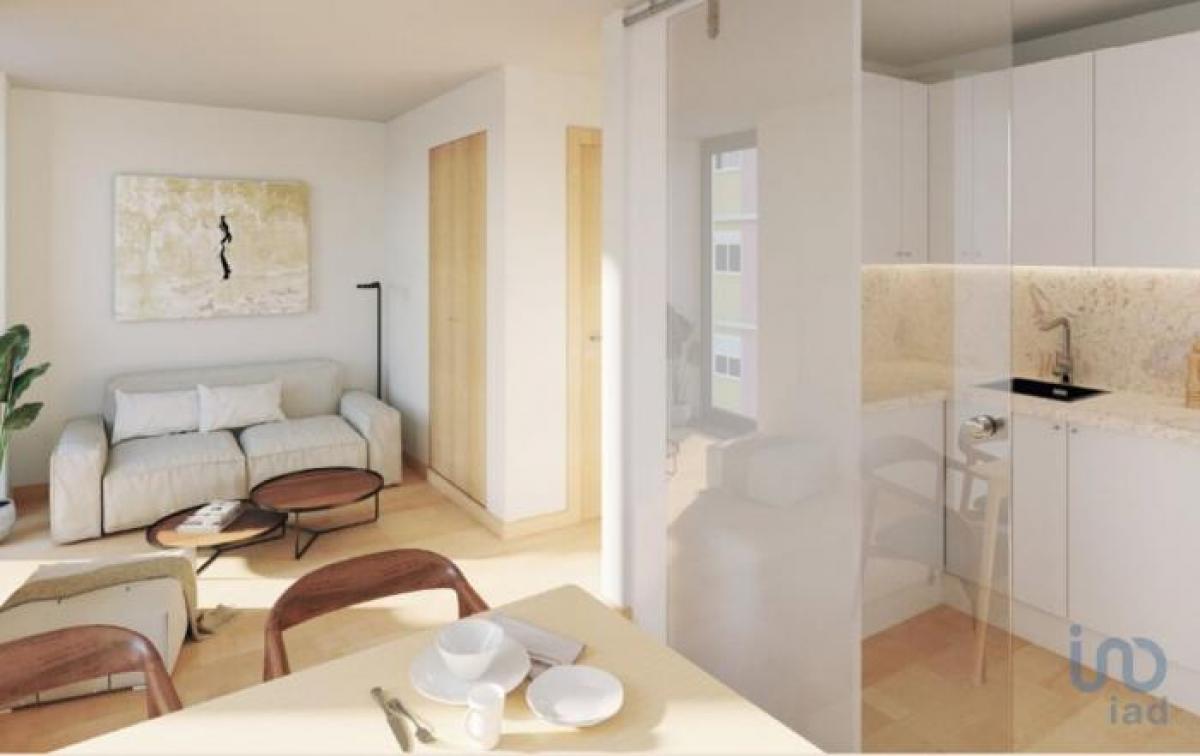 Estudio en Lisbon, Portugal No. 5422