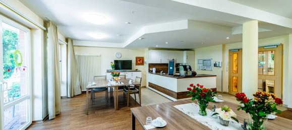 2 rooms Apartment in Bremen, Germany No. 65163 2