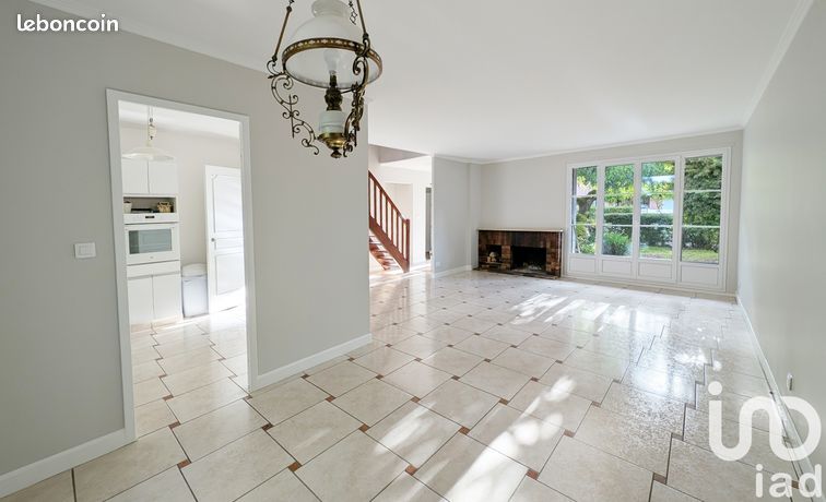 4 Schlafzimmer Haus in Longpont-sur-Orge, France, Nr. 283373