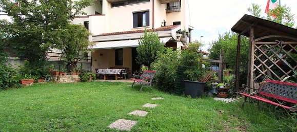 7 rooms House in Verona, Italy No. 276458 2