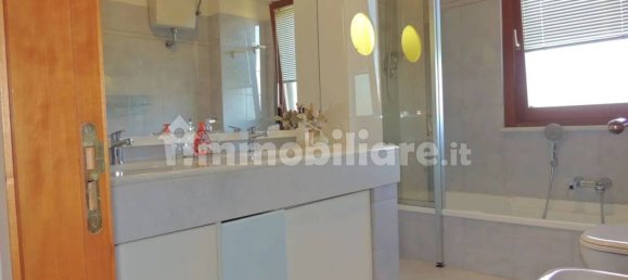 3 bedrooms Villa in Ostra, Italy No. 118082 4