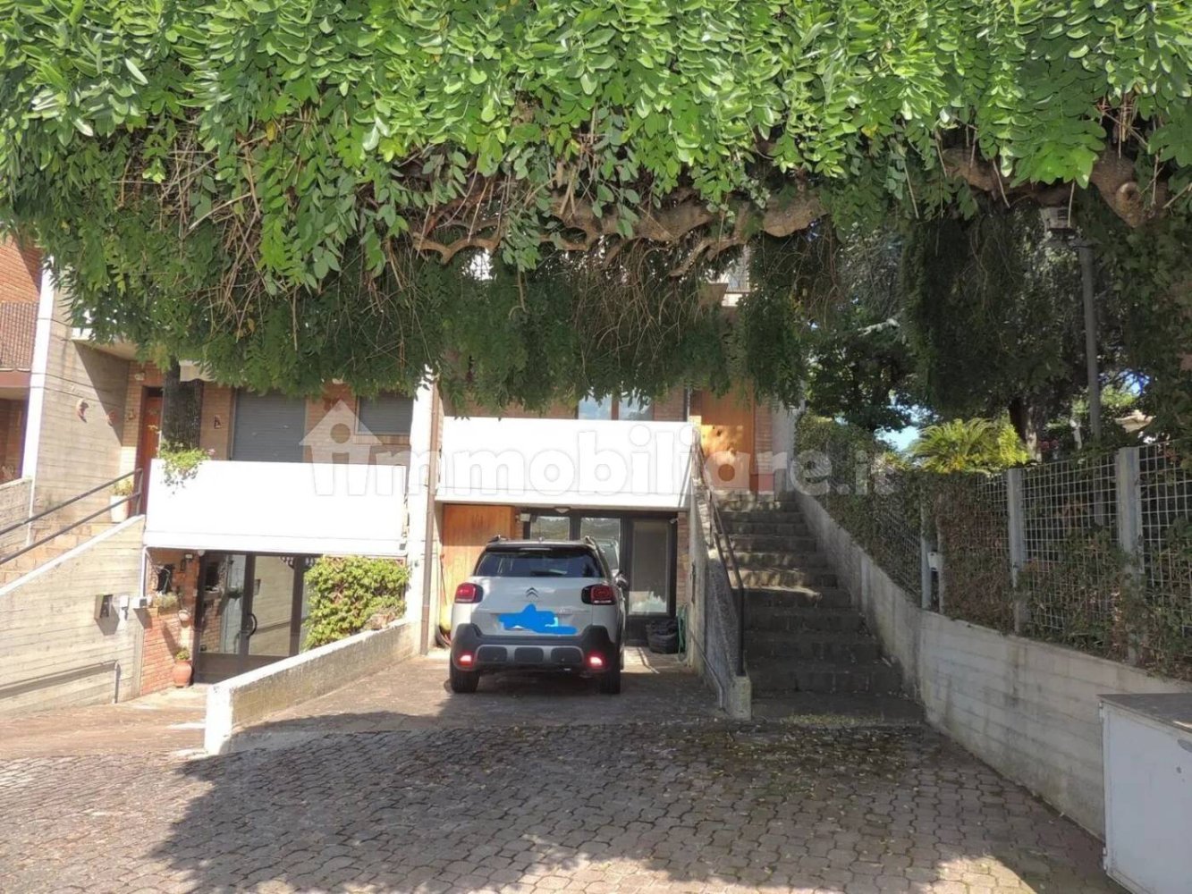 3 bedrooms Villa in Ostra, Italy No. 118082