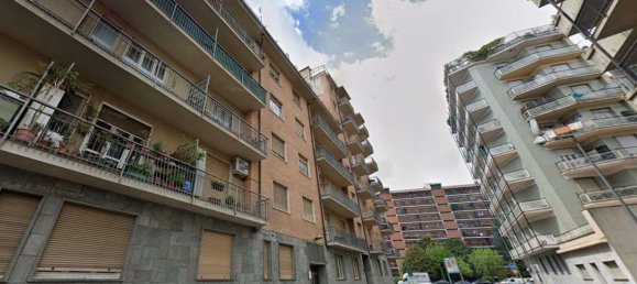 Apartamento de 2 habitaciónes en Turin, Italy No. 10386 3