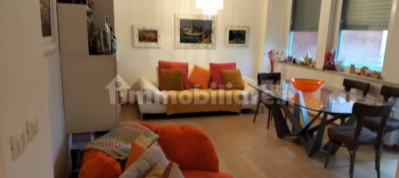 2 bedrooms Apartment in Livorno, Italy No. 48903 3