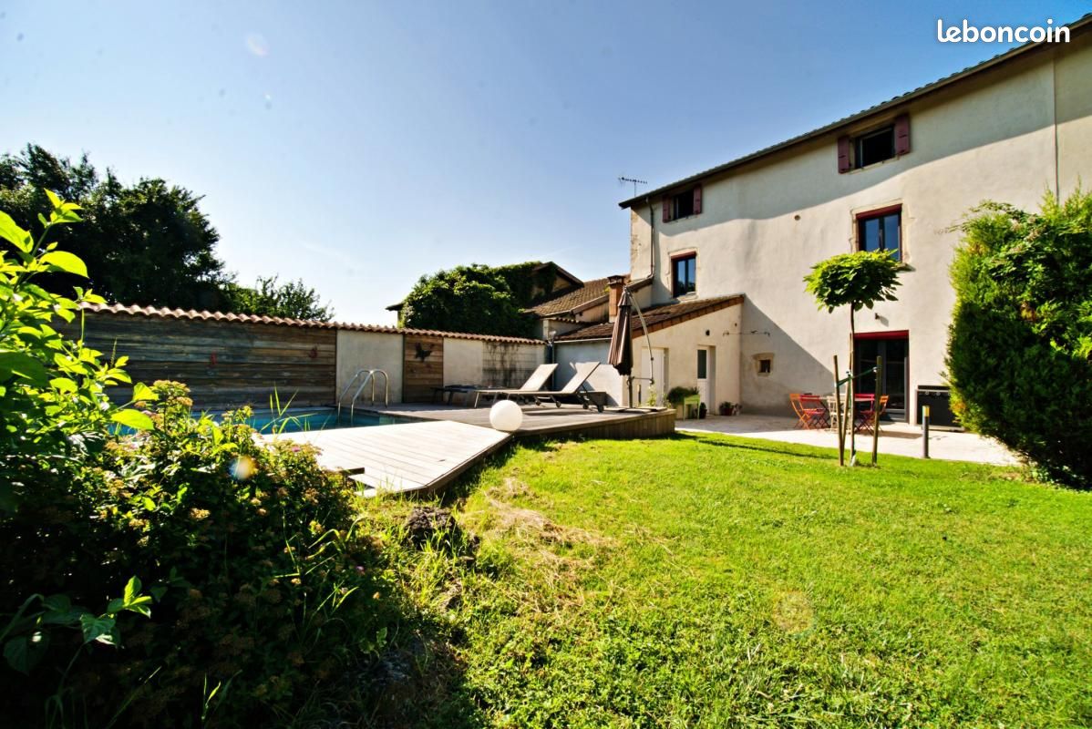 3 غرف نوم منزل في Rhone, France رقم 339077