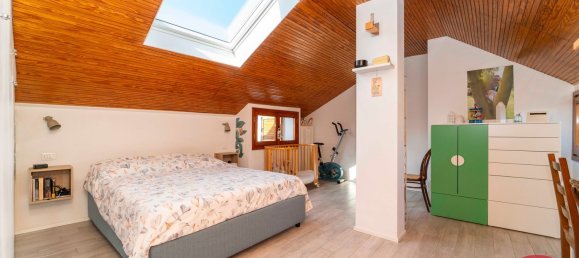 2 bedrooms Apartment in Milan, Italy No. 314159 11