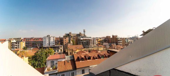 2 bedrooms Apartment in Milan, Italy No. 314159 20