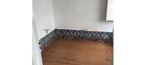 9 bedrooms Building in Lisbon, Portugal No. 123551 6