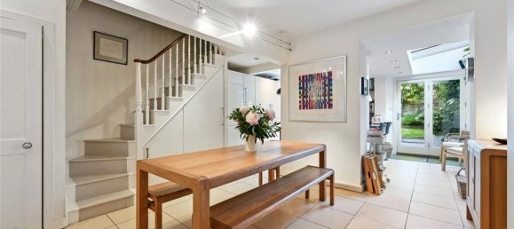 4 bedrooms Commercial property in London, United Kingdom No. 3689 7